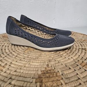 Naturalizer Brina Blue Low Wedge Comfort Flats 8.5